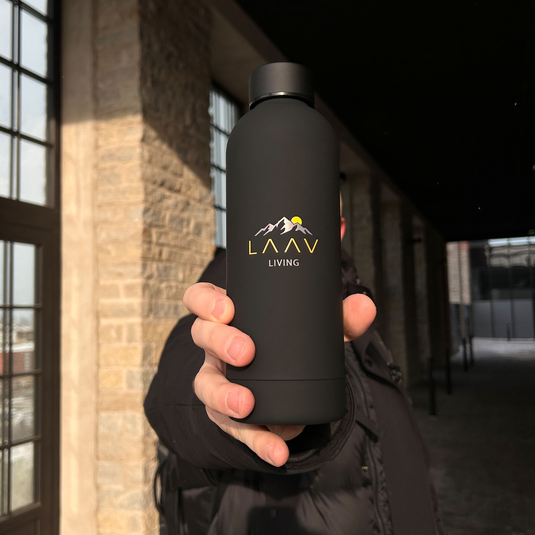 termospudel laav (500ml) – must termospudel laav (500ml) – must